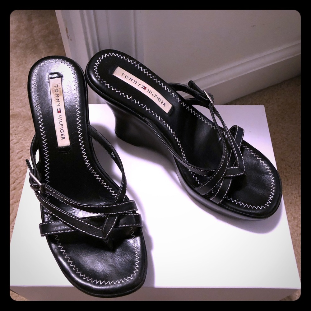 3 inch Tommy Hilfiger wedges